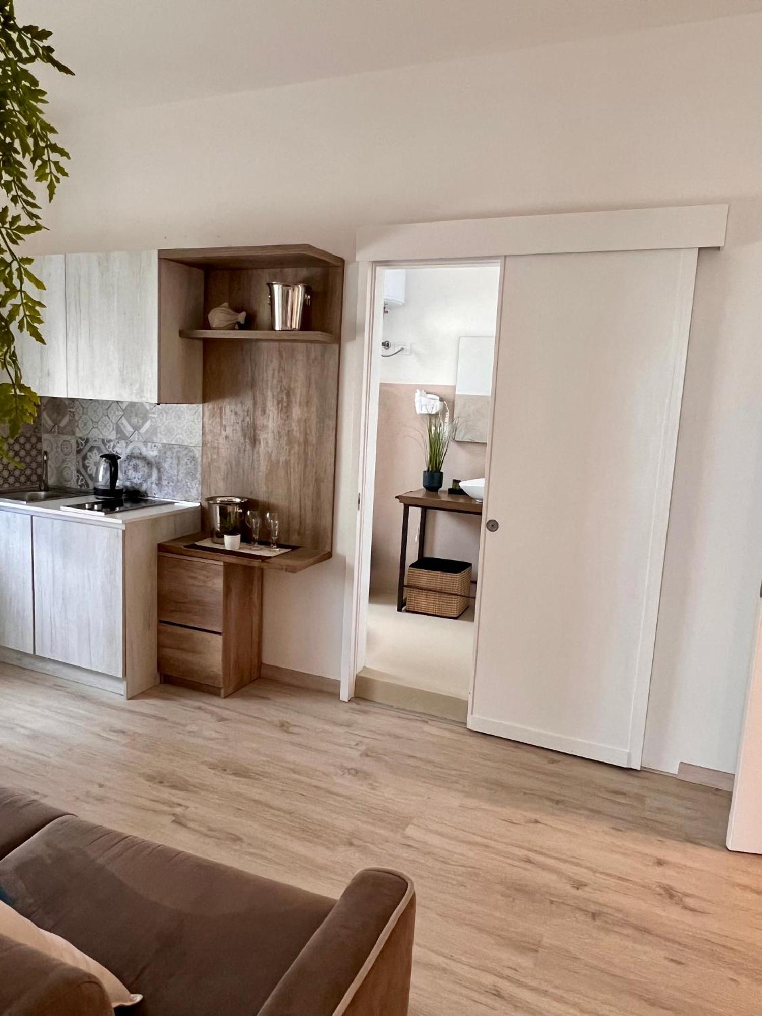 Viatorem Suites Torre dell'Orso Buitenkant foto